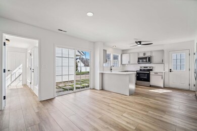 14-web-or-mls-2408-bloxom-st