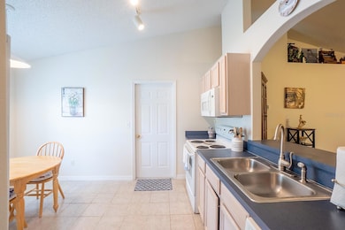 103 Boulder Rock Dr, Palm Coast, FL 32137 - photo 4