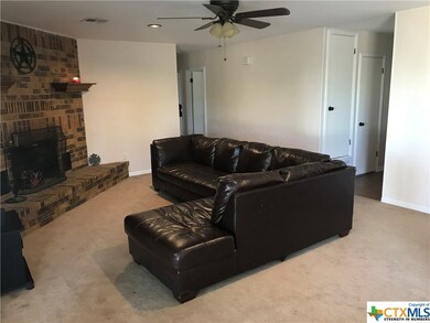 311 Skyview Cir, Troy, TX 76579 - photo 5