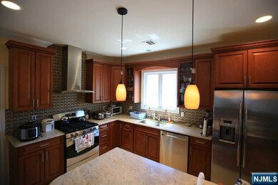 20 W Palisades Blvd unit D, Palisades Park, NJ 07650 - photo 6