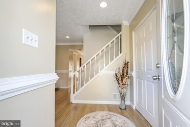 9095 Wharton Ct, Manassas, VA 20110 - photo 7