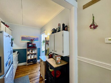 38 N Main St, Northfield, VT 05663 - photo 3