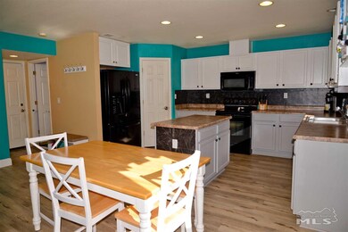 7348 Silver Dawn Dr, Reno, NV 89506 - photo 3