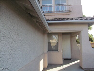 10561 Cedar Run Ct, Las Vegas, NV 89135 - photo 2