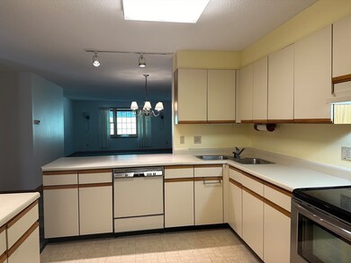 407 Country Side Rd, Greenfield, MA 01301 - photo 7