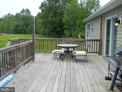 26441 Meadow Wood Dr, Mechanicsville, MD 20659 - photo 4