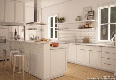 386 N Central Ave, New Braunfels, TX 78130 - photo 2