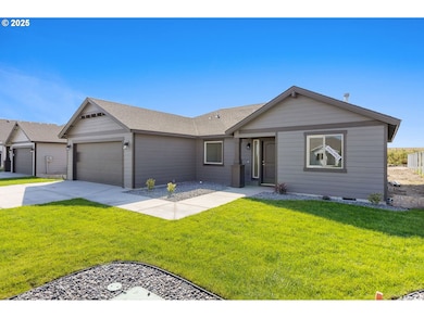 117 Tiber St, Boardman, OR 97818 - photo 2