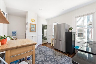 13 Dartmouth St, Newport, RI 02840 - photo 3