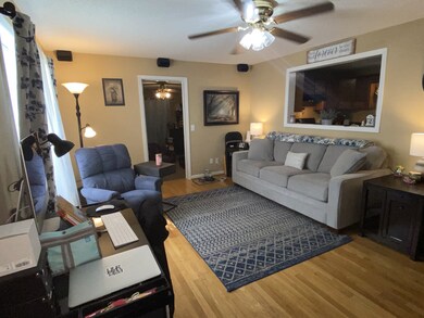 127 Collier Ave, Shelbyville, TN 37160 - photo 3