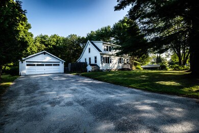 11 Pond Road