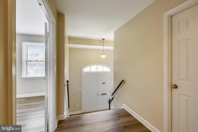 5803 Tudor Ln, Rockville, MD 20852 - photo 6