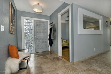 1215 E Canterbury Dr Phoenix-large-005-2