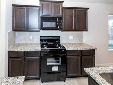 5192 Echo Falls Dr, Alvin, TX 77511 - photo 5