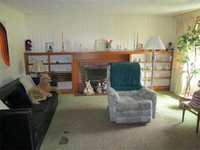21 Estabrook Rd, Weymouth, MA 02188 - photo 4