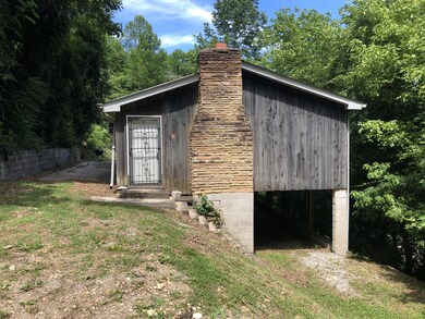 2690 Puckett Point Rd