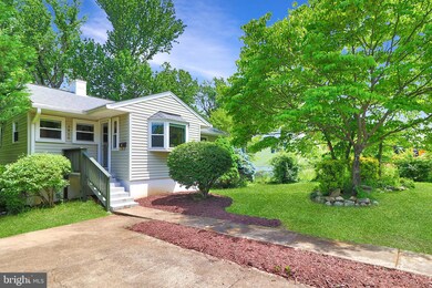 3855 Pinewood Terrace, Falls Church, VA 22041 - photo 5