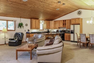 007-Living_Room-1244849-mls