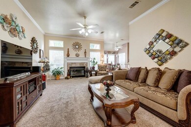 708 Bent Tree Ct, Hurst, TX 76054 - photo 6