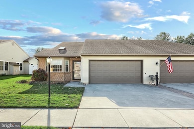 1110 Roosevelt Ct, Hanover, PA 17331 - photo 2