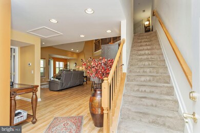 305 Wyndham Cir unit 305K, Owings Mills, MD 21117 - photo 5