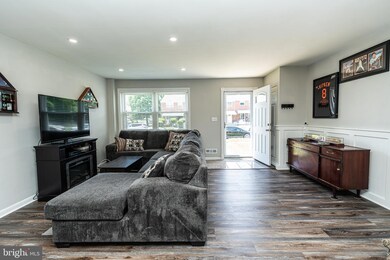 9703 Conmar Rd, Middle River, MD 21220 - photo 4