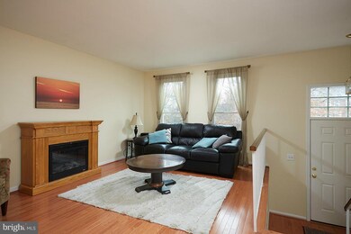 1319 Templeton Place, Rockville, MD 20852 - photo 4