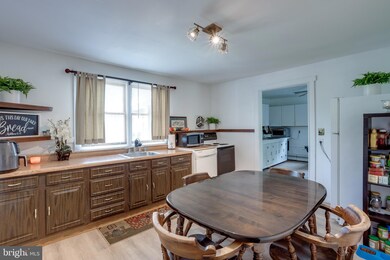 304 Fountain Ave, Burlington, NJ 08016 - photo 7