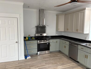 104 S Carolina St, Troup, TX 75789 - photo 5