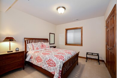 2011 N President St, Wheaton, IL 60187 - photo 4
