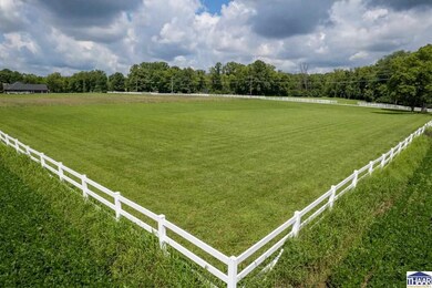 4127 E Moyer Dr, Terre Haute, IN 47802 - photo 2