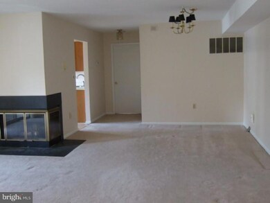 112 Biscayne Ct unit 5, Princeton, NJ 08540 - photo 3