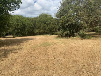 723 S Taylor St, Gainesville, TX 76240 - photo 6