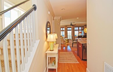 MLS5_DSC_0046_front entry 1_fxed