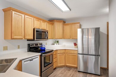 2001 Willow Cir, Hugo, MN 55038 - photo 6