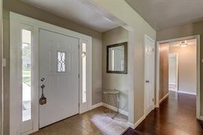 7415 Deep Forest Dr, Houston, TX 77088 - photo 2