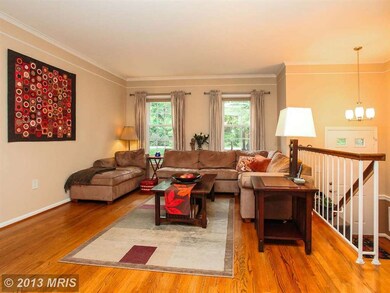 6826 Earthstar Ct, Springfield, VA 22152 - photo 5