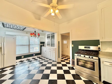 647 Milwaukee Rd, Beloit, WI 53511 - photo 5