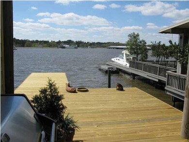 31 Breakers Lane - Pier - new decking