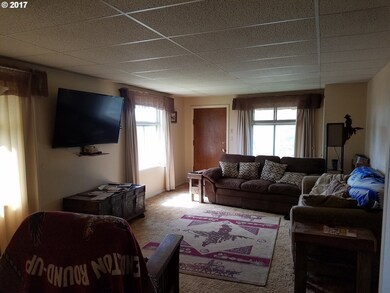 704 SE 6th St, Pendleton, OR 97801 - photo 7