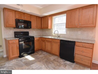 1003 Alexander Dr, Temple, PA 19560 - photo 2