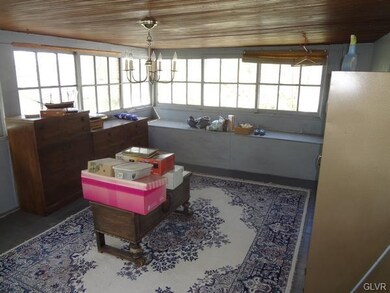 825 Coleman St, Easton, PA 18042 - photo 7