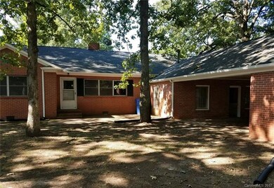 508 W Phifer St, Marshville, NC 28103 - photo 4