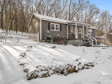 8 Amherst Rd, Hopkinton, MA 01748 - photo 2