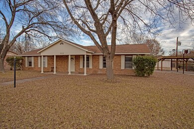112 Crestwood Dr, Fredericksburg, TX 78624 - photo 3