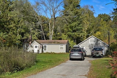 526 Heineberg Dr, Colchester, VT 05446 - photo 2