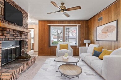 3675 Dixon Dr, Morris, IL 60450 - photo 7