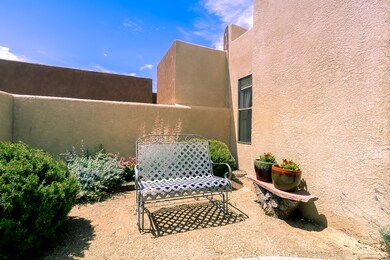 5827 Elmwood Dr NE, Albuquerque, NM 87109 - photo 2