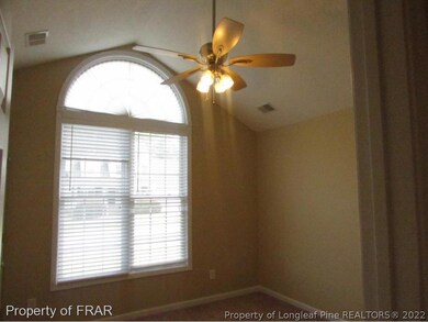 1517 Stonewood Dr, Fayetteville, NC 28306 - photo 3