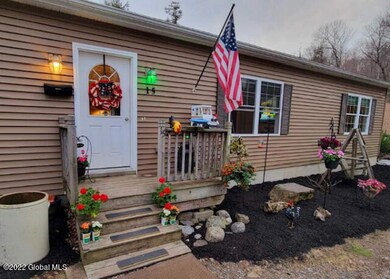 15_Combs_Roadway_Middle_Grove_NY_12850